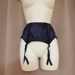Vintage Debenhams Presence Black Garter Belt Size 12